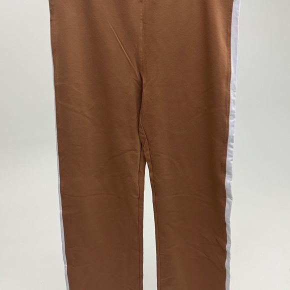 Chic Zippered Sport Coordinate Set Thrush - Picture 4 of 5